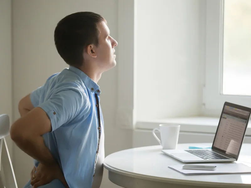 Total Balance Chiropractic treating back pain in Chicago