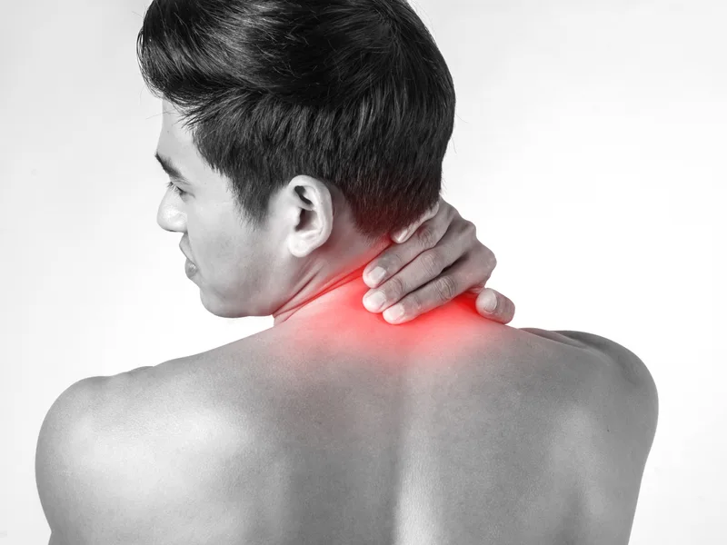 Total Balance Chiropractic treating pinched nerve in Chicago