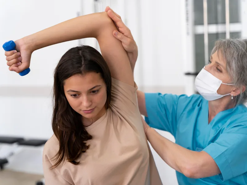 Total Balance Chiropractic treating rotator cuff injury in Chicago